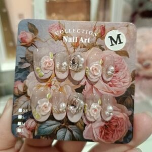 GLAM- Pink Roses And Pearls